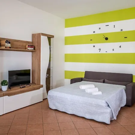 Isa Center - Leonardo Accademy - Mxp - Lakes * Sesto Calende