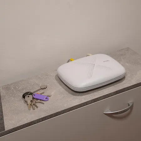 Isa Center - Leonardo Accademy - Mxp - Lakes *